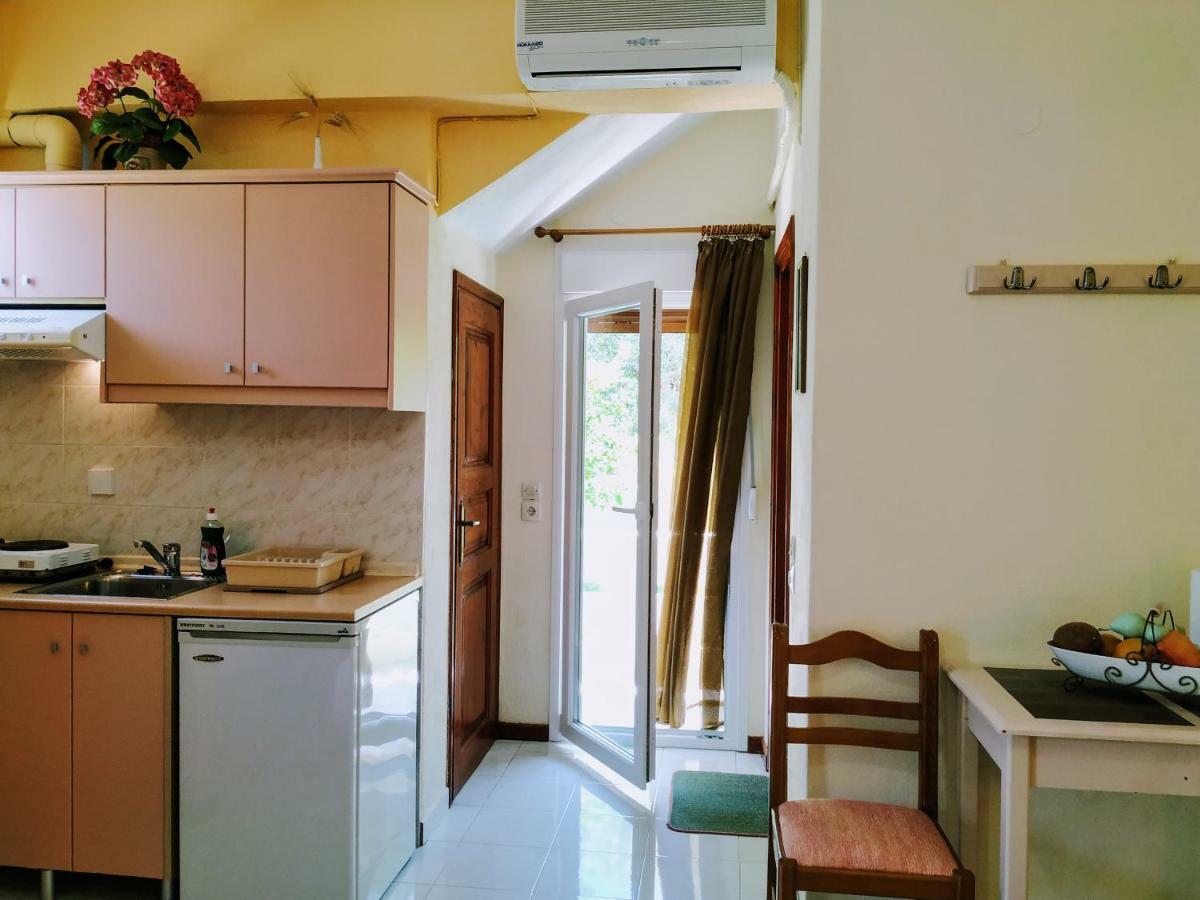 Studios Filippos Skopelos Exterior foto